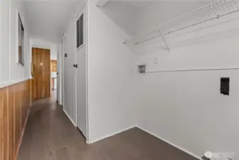 Washer and Dryer connections located in hallway