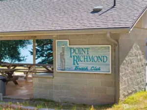 Outstanding water/boat launch access with this community 400 year old Point Richmond Boat Launch Club House and property!