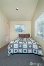 4th bedroom/office