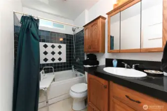 Updated bathroom~