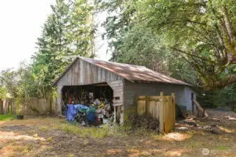 4-car tandem garage~