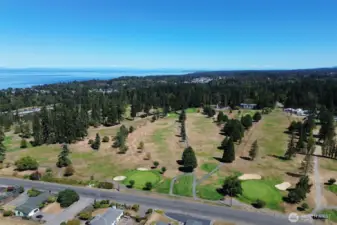 Near Peninsula Golf Club