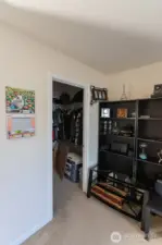 Walk-in Closet