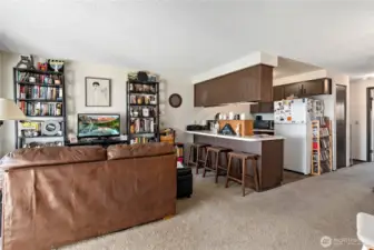 Kitchen bar seating at the kitchen and dining room.