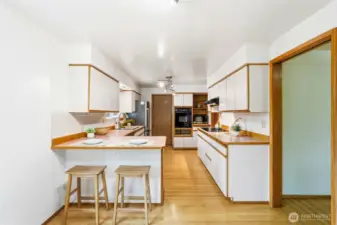 An ideal blend of comfort, space, and location!