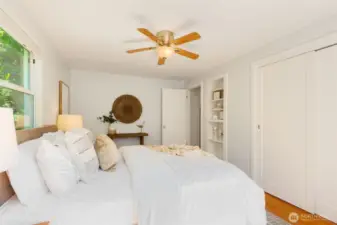 2 beds up and 1 on the lower level! Smart  Layout Alert: Bedrooms are nicely secluded  from the living spaces.