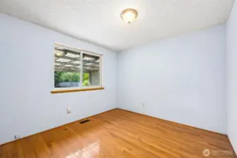 Back bedroom