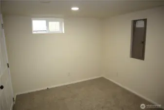 bonus room-Basement