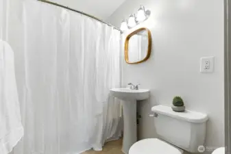 Unit B Bathroom