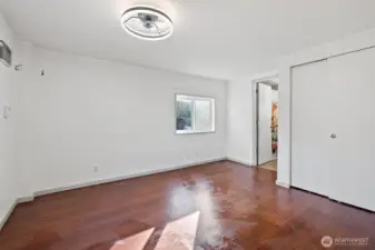 Primary Bed, connected to Full bath