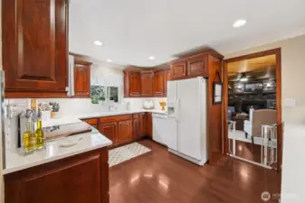 Beautiful kitchen, lots of cabinets and great work space.