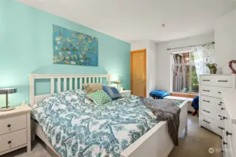 Large primary bedroom with plenty of space.