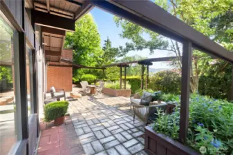 A peaceful perch to take in sweeping views of the foothills and valley below.