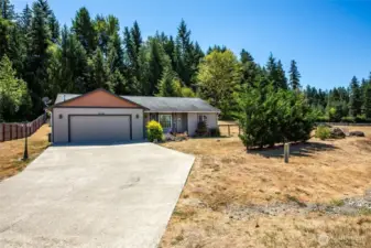 Back at the beginning. Did you notice how wide and long this driveway is?