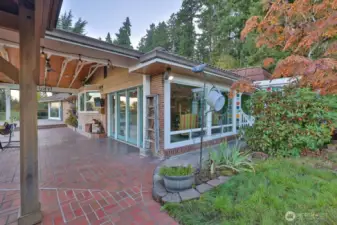 Covered patio and built in outdoor kitchen