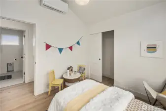 Upper floor bedroom 3