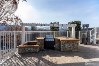 Outdoor BBQ Kitchen Area