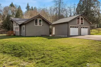 2 Car Detached Garage