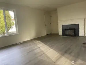 living rm with fireplace