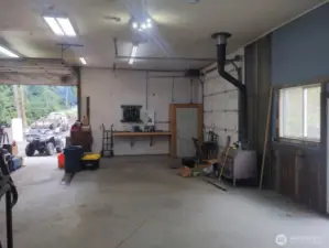 30 x 40 shop
