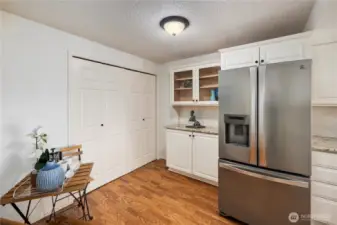 Eating area and pantry,