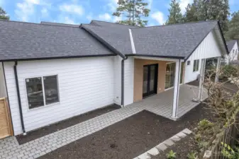 Back of the single story/DADU home.