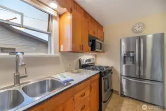 Great space to prepare your favorite meals.