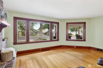 Sip hot chocolate or coffee by the warmth of the fireplace while enjoying a front row seat to the Lynden Lighted Christmas Parade right through your windows each winter.