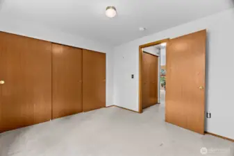 Second bedroom view to hallway.