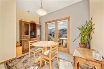 Nook dining of Kitchen with Mountain Views