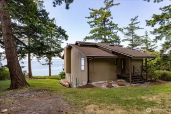 1244 Polnell Shores