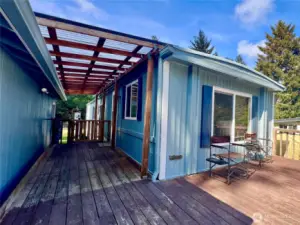 I love that the deck is covered