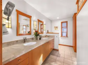 Large bright ensuite located in primary. Dual vanity and lots of storage.