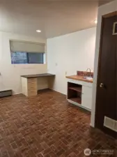 Extra area, opposite view.