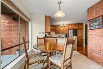 Your dining room has view of lake!