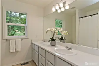 Main upstairs bathroom