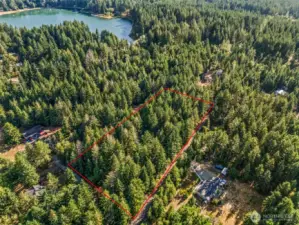 North View just minutes to Carney Lake.  Red-line is guesstimate of lot dimension/location- buyer to verify.