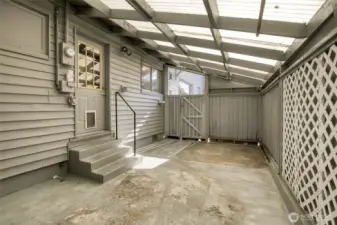 Covered patio with hot tub and generator hookups