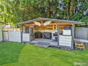 The ultimate BBQ cabana!!