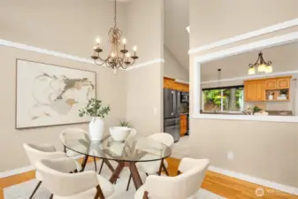 A perfect flow of spaces makes the dining experience a breeze.