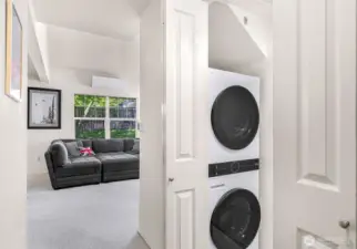 Main level utility room