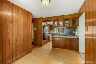 Small eat-in area in kitchen