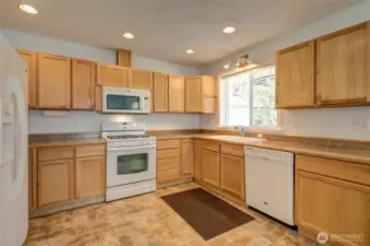 Propane range in the kitchen is a plus for the chef in the home!