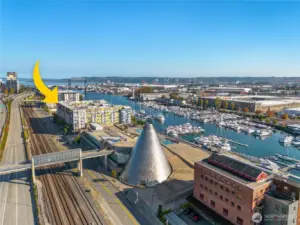 Minutes from the commuter station, this location provides great convenience for both work and home life.