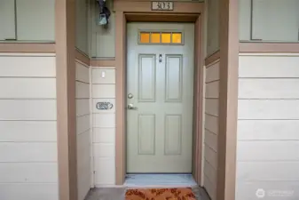 Welcome home! Unit B303