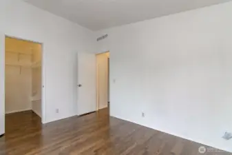 Closet in bedroom no. 3!