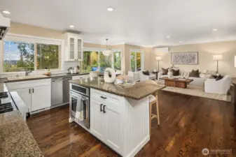 Kitchen/great room/breakfast nook