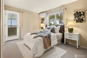 1/2 bedrooms upstairs