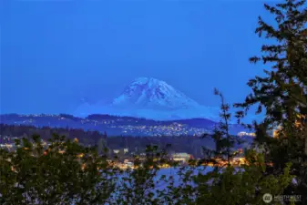 Mt. Rainier.