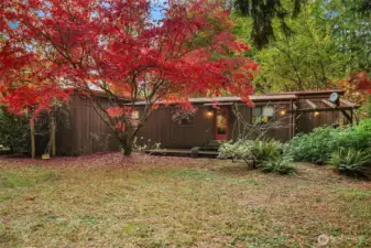 Existing mobile home (livable teardown)
